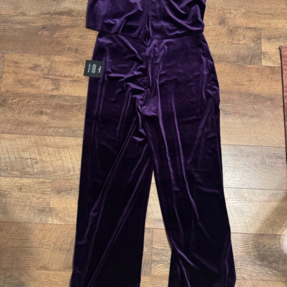 Lulu Purple Velvet Jumpsuit NWT - Picture 4 of 6